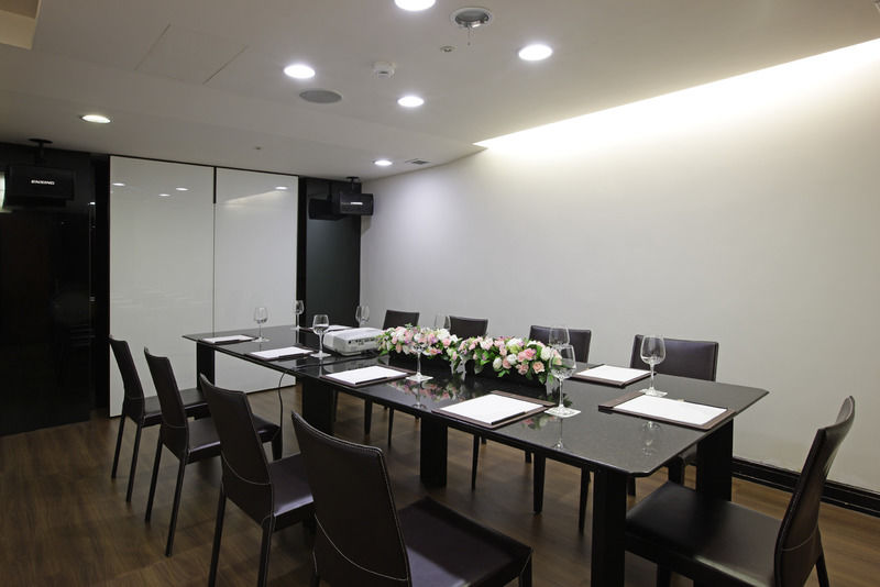 Hotel Sense Taipei Extérieur photo