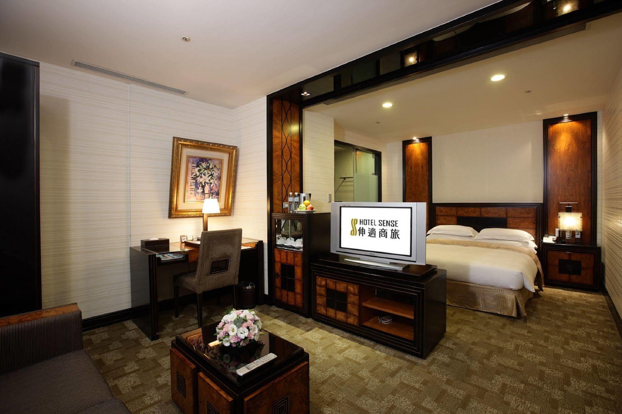 Hotel Sense Taipei Extérieur photo
